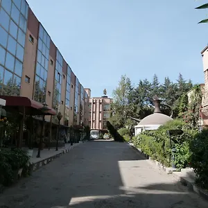 **** Hotel Crown Ethiopia