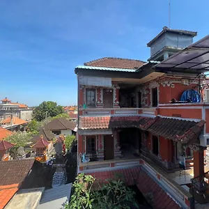  Hotel Banana Indonesia